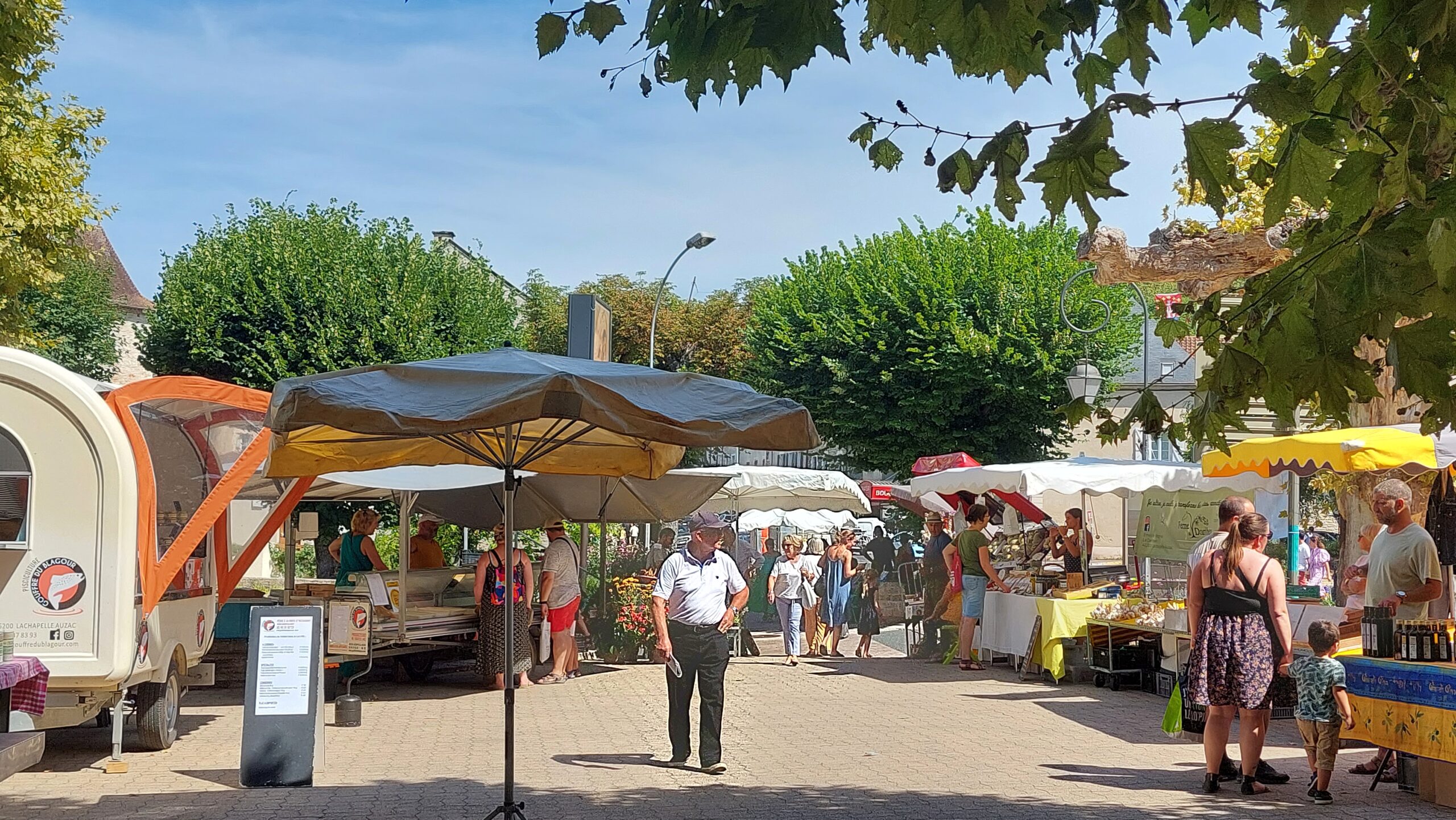 marche_du_dimanche_souillac